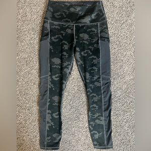 Fabletics powerhold capris